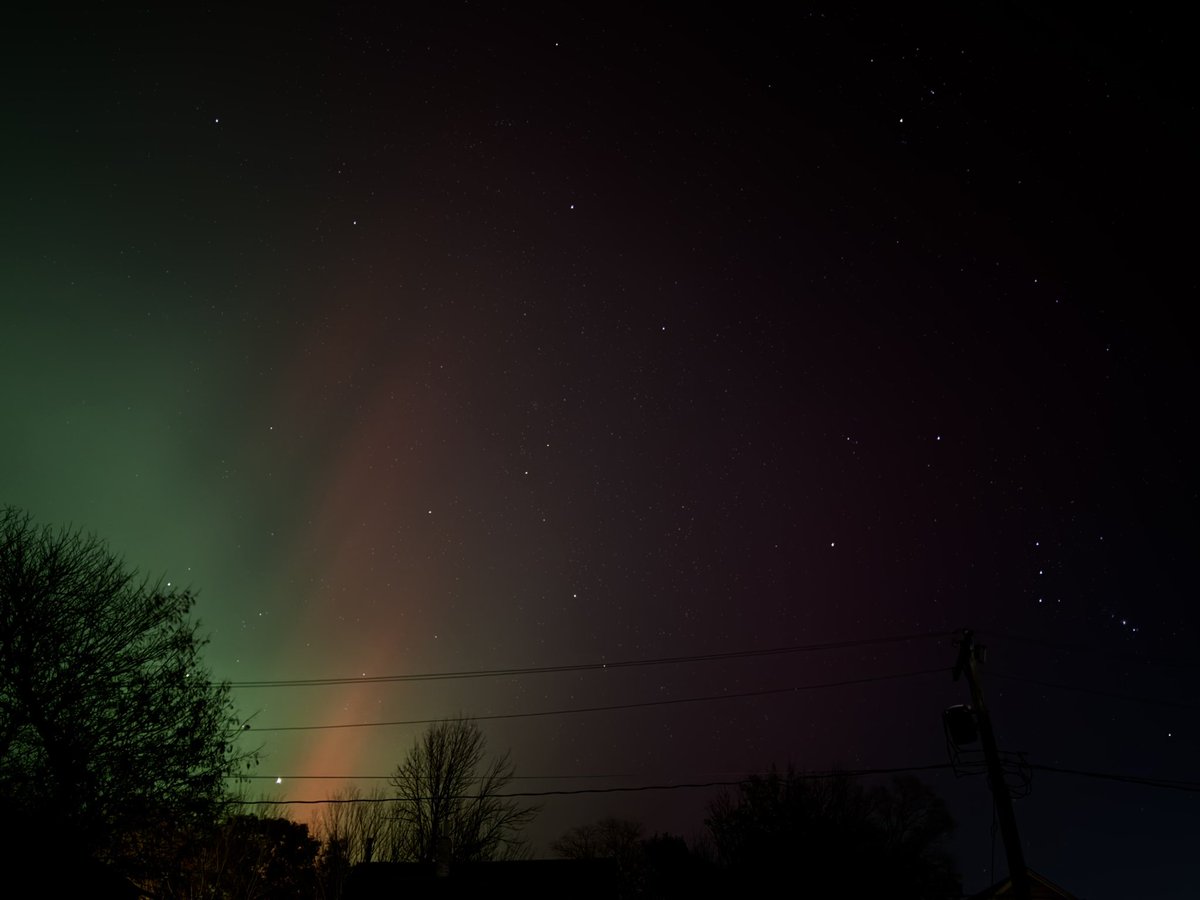 Smallz18777's tweet image. reality vs fantasy 
they both exist, simultaneously 
you just have to accept it