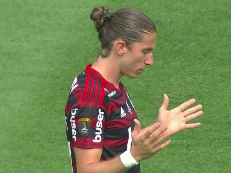 vai quebrando senhor toda maldição e feitiçaria contra o Clube de Regatas do Flamengo, que qualquer pensamento ruim caia sobre Terra, todo espírito ruim eu repreendo em nome de Jesus, meu Senhor coloque a mão sobre esses jogadores e faça sua obra divina, Flamém!!!