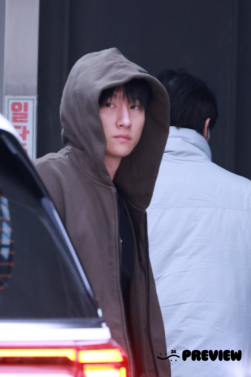 Born_on_26's tweet image. 251129 메이크스타 창균 출근

콩알아 오늘도 귀엽구나 넌

#임창균 #아이엠 #창균 #IM #changkyun 
#몬스타엑스 #MONSTAX #MONSTA_X