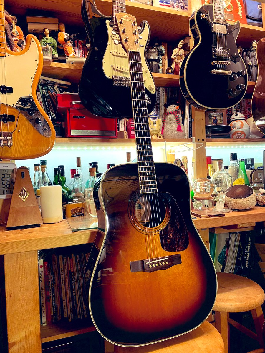 ギター安くお譲りします 西東京引き取り手渡し限定。 Morris M601 本体