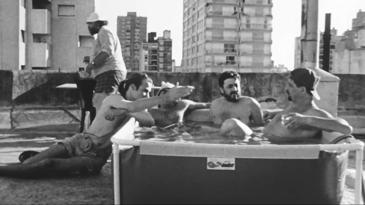 videoclubarg's tweet photo. Creanme que casi siempre que dicen "El día que se haga una película argentina que..." generalmente esa película ya existe.

Vean cine argentino, amigos  🫶 https://t.co/mC99oGlnlp