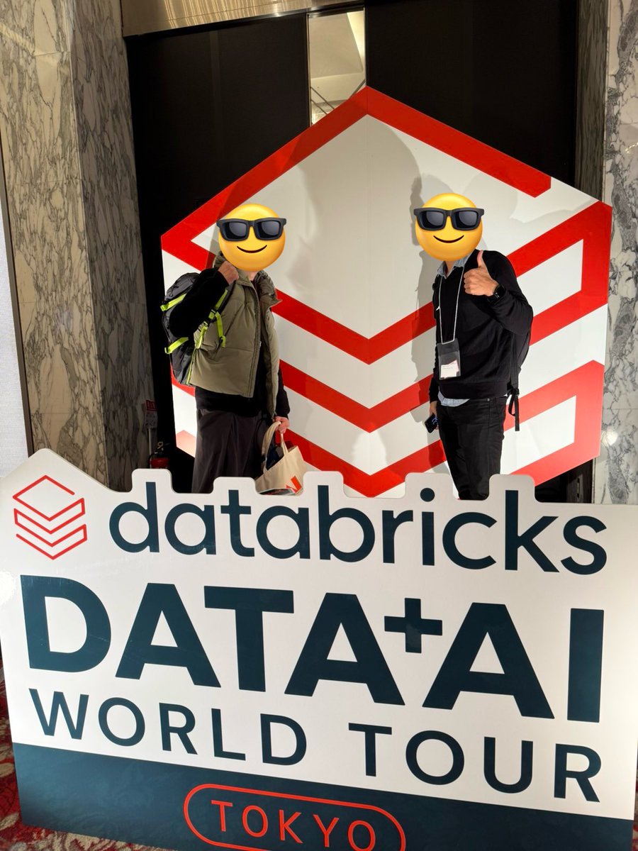 rchiro3097's tweet image. #daiwt_tokyo #databricks 
行ってきました！
LakebaseやZerobus、Genie Reserch Agent、Unity Catalogのdiscover機能などなど、新機能盛りだくさんで進化が速すぎます！
ExpoにAnthropic Japanさんのブースもあり、まさかの代表の東條さんにブース対応をしていただけました！