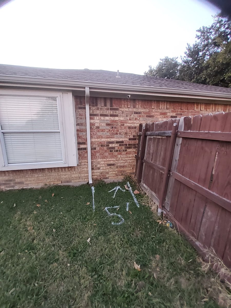 Aubrey_Plumbing's tweet image. Came out for a potential leak and performed a 3-hr sewer leak locate. 📹 Found a sewer break under the hallway bathroom and confirmed it&apos;s the only issue. Excavation team starts repairs tomorrow! 💪
 
#AubreyPlumbing #DFWPlumber #LeakDetection #SewerRepair