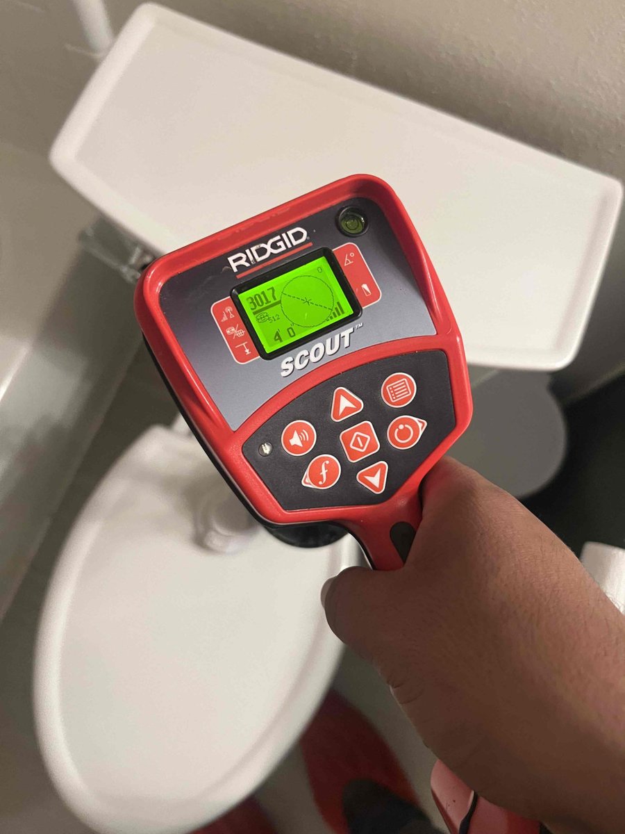 Aubrey_Plumbing's tweet image. Came out for a potential leak and performed a 3-hr sewer leak locate. 📹 Found a sewer break under the hallway bathroom and confirmed it&apos;s the only issue. Excavation team starts repairs tomorrow! 💪
 
#AubreyPlumbing #DFWPlumber #LeakDetection #SewerRepair