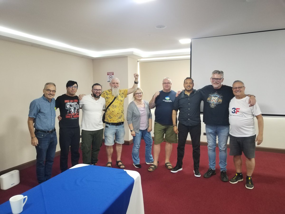 fenttraperu's tweet photo. Participamos compañeros de Argentina, Brasil, Colombia, Costa Rica, Dinamarca, Guatemala, Panamá y Perú. 
¡Sin lucha no hay victoria!
@ITF_Americas @latamgremial
@LabourStartES @OITAndina https://t.co/qUVIQaNLXD