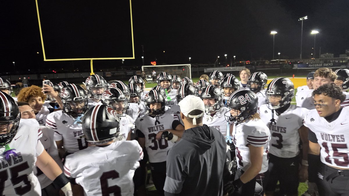 AZPreps365Skoda's tweet image. @DMWolvesFB headed to 5A state championships 
#AzPreps365Live