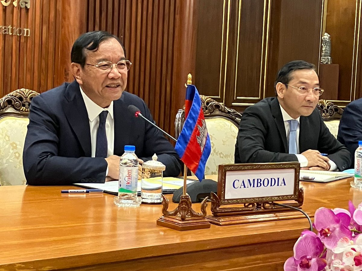 The Foreign Ministers of New Zealand and Cambodia, Winston Peters &amp; Prak Sokhonn, met in Phnom Penh.

They discussed: 

-Cambodia’s support for New Zealand’s enhanced relationship with ASEAN; 

-New Zealand’s support for Cambodia’s peace process in the 1990s, and its social and