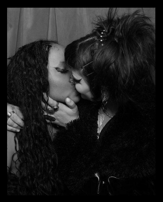 Lesbo goths in your city