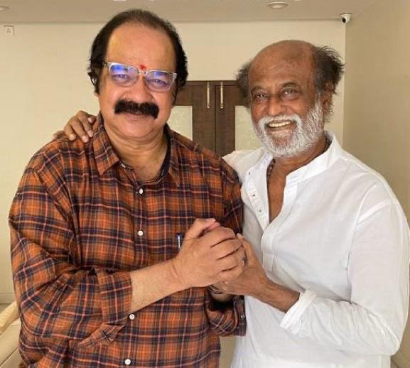 Suresh_Krissna's tweet image. Dear Rajni. Sir , when you said you’d choose to be born as Rajnikant even in 100 janmas, it moved me deeply. If I take 100 janmas, I’d want to be born again as a director .. to adore your films .. and hopefully direct another Annamalai Baba n Baasha.”

#Rajnikant   #GoaIFFI