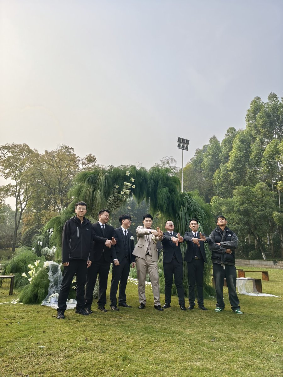 💌 zmjjkk douyin update 29.11.25 💌

Dear bro, thank you so much for taking care of me since i was a child~ happy wedding!