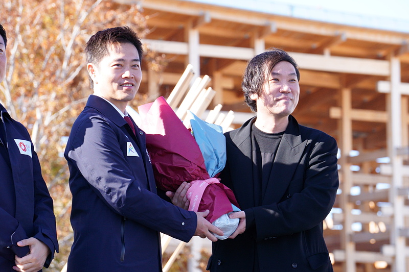 travelwatch_jp's tweet image. ミャクミャク旅立ちセレモニー、大阪府民1000人が「ありがとう。またね。」とお見送り。こみゃくの親・引地さんも登壇 travel.watch.impress.co.jp/docs/news/2067… #EXPO2025 #大阪ヘルスケアパビリオン