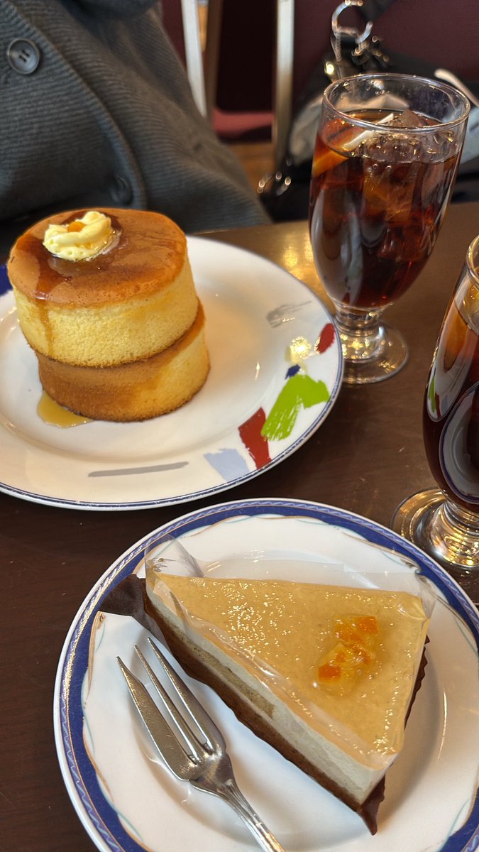 ㅁㅊ 얼그레이 케이크🩵ㅠㅜㅜㅜ
도쿄오면 또 와야지....
농이랑^