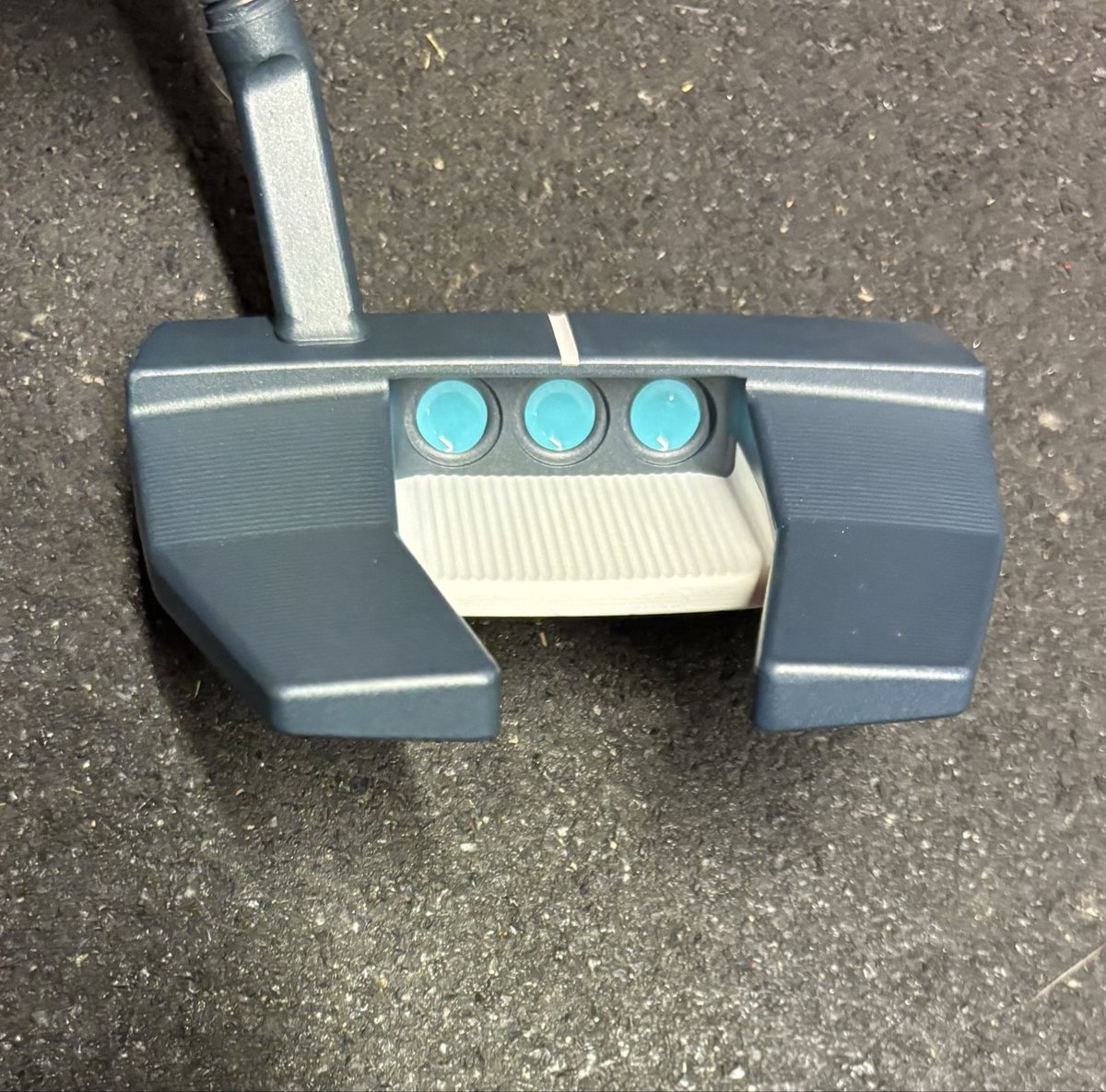 BeaugeyCustom's tweet image. I think that this Cerakoted Scotty Cameron turned out pretty good.