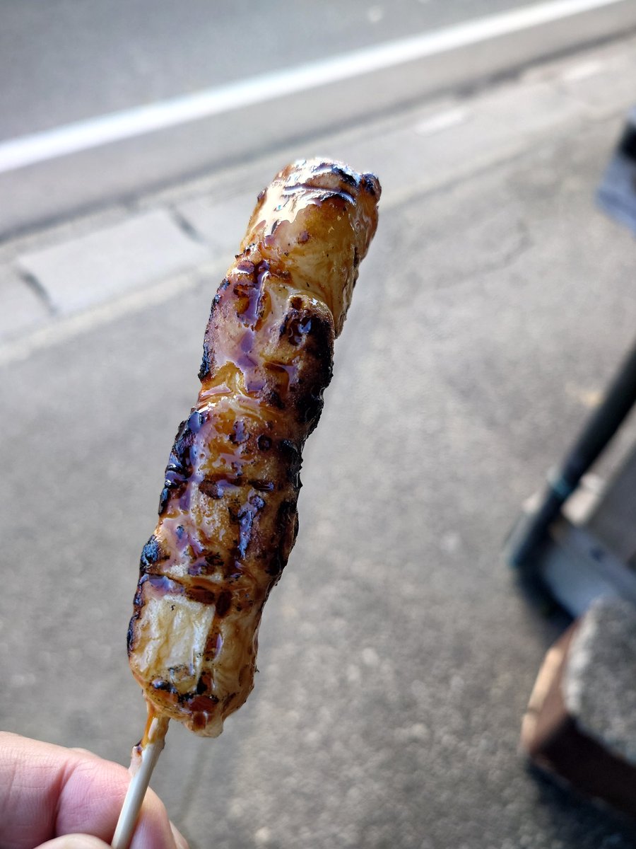 hoshiman's tweet photo. 宅配の荷物を営業所に引き取りに行くついでにその辺走っていたらもつ煮一番と言う店を見かけて昼ごはん。 https://t.co/H1qo4B1qFi