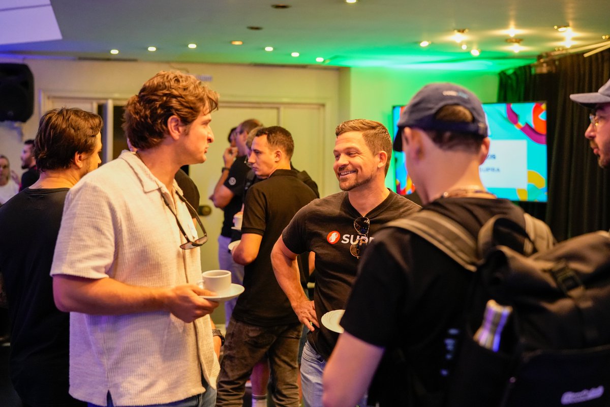 SUPRA_Labs's tweet photo. @AtmosProtocol  hitting milestones.

More teams deploying.

More builders applying to MultiVM.

More on-chain automation experiments going live.

The Supra era is building in real time, even on weekends.

Tap into the momentum. ⚡️ https://t.co/CQyHL7sMww