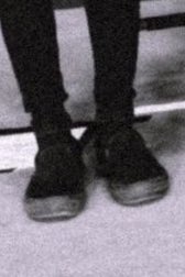 Sam_sun1567's tweet image. Shoes so iconic you don’t even need to see his face
(I wonder how many pairs he has)