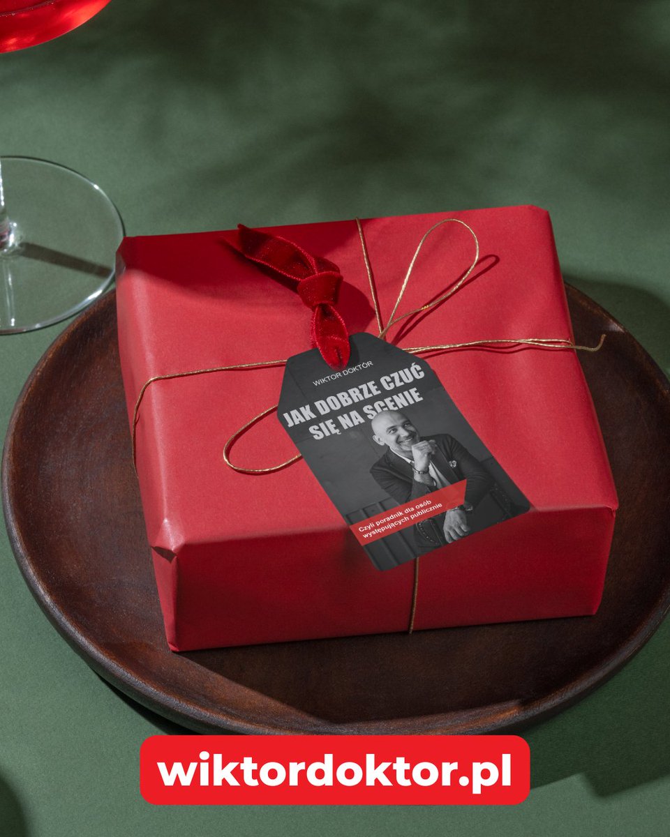 drwiktor's tweet image. Już za tydzień Mikołajki, a to dobra okazja, aby sobie lub bliskim zrobić jakiś mały prezent.

Prezent w postaci rozwoju osobistego jest zawsze na czasie i polecam Wam moją książkę

Zawartość: wiedza, rady, porady, lekka dawka humoru

Zapraszam na wiktordoktor.pl/jak-dobrze-czu…