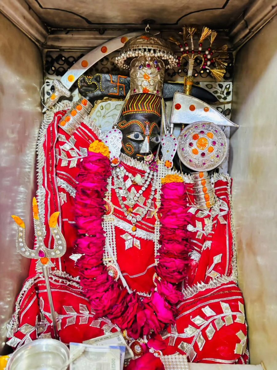 anukram5's tweet image. लगन लागी तुमसे मन की लगन।

🔱 सच्चियाय माता की जय 🔱