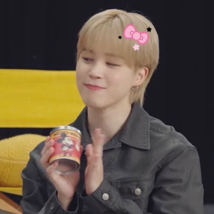 yellymeow_'s tweet image. ≽^•༚• ྀི≼ 🖤💗