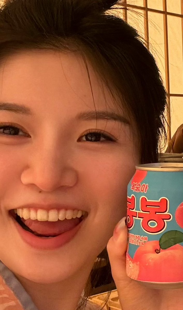 pipizhu_eth's tweet image. 发现很多人把机会想象成一次完美窗口，但我认为并不是。

机会 = 有价值的可能性 + 你能把它变成结果的能力。

我们要把注意力从“有没有机会”转为“我能不能把更多可能性变成结果”。

把时间和精力投在那些在很多情景下都有回报的能力上，是长期不败的机会制造器。…