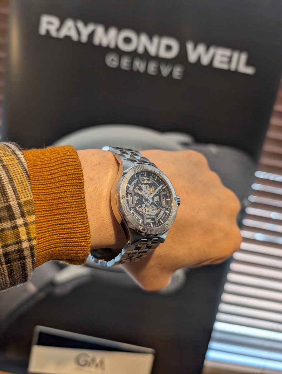 クーニャン Exploring Shanghai's Stunning Nighttime Skyline | TikTok