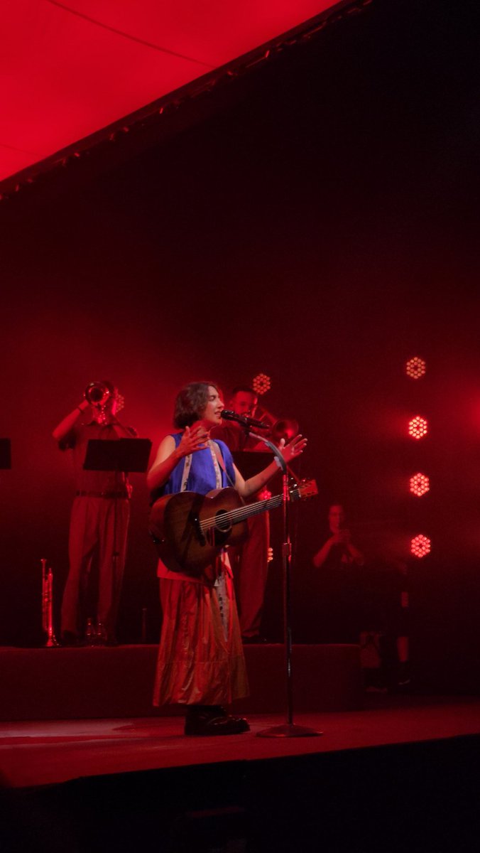 Ricscsss's tweet image. .@oanavitoria amo vocês muito demais