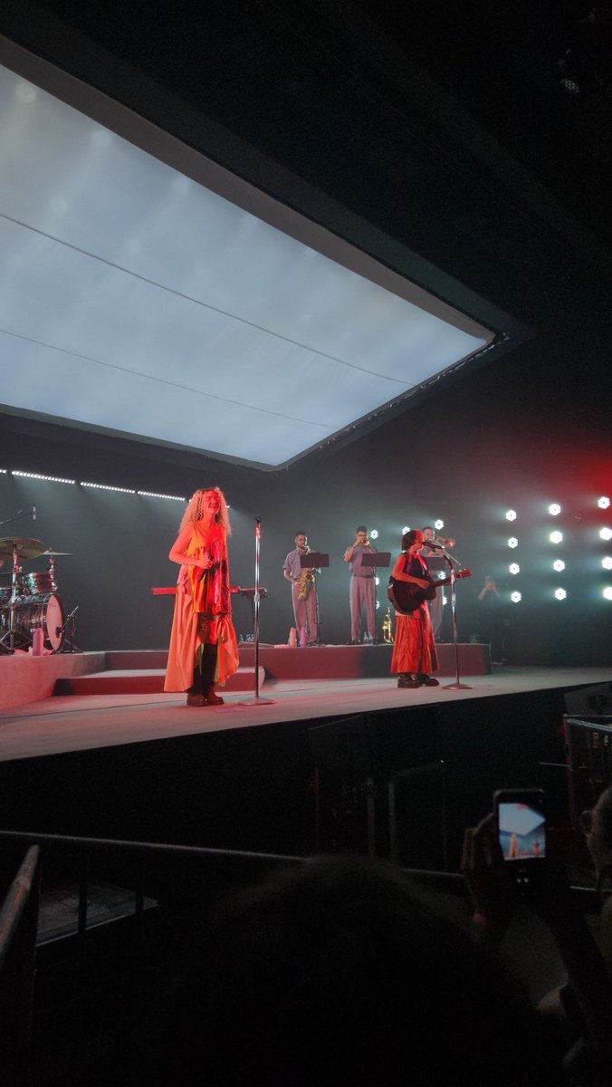 Ricscsss's tweet image. .@oanavitoria amo vocês muito demais