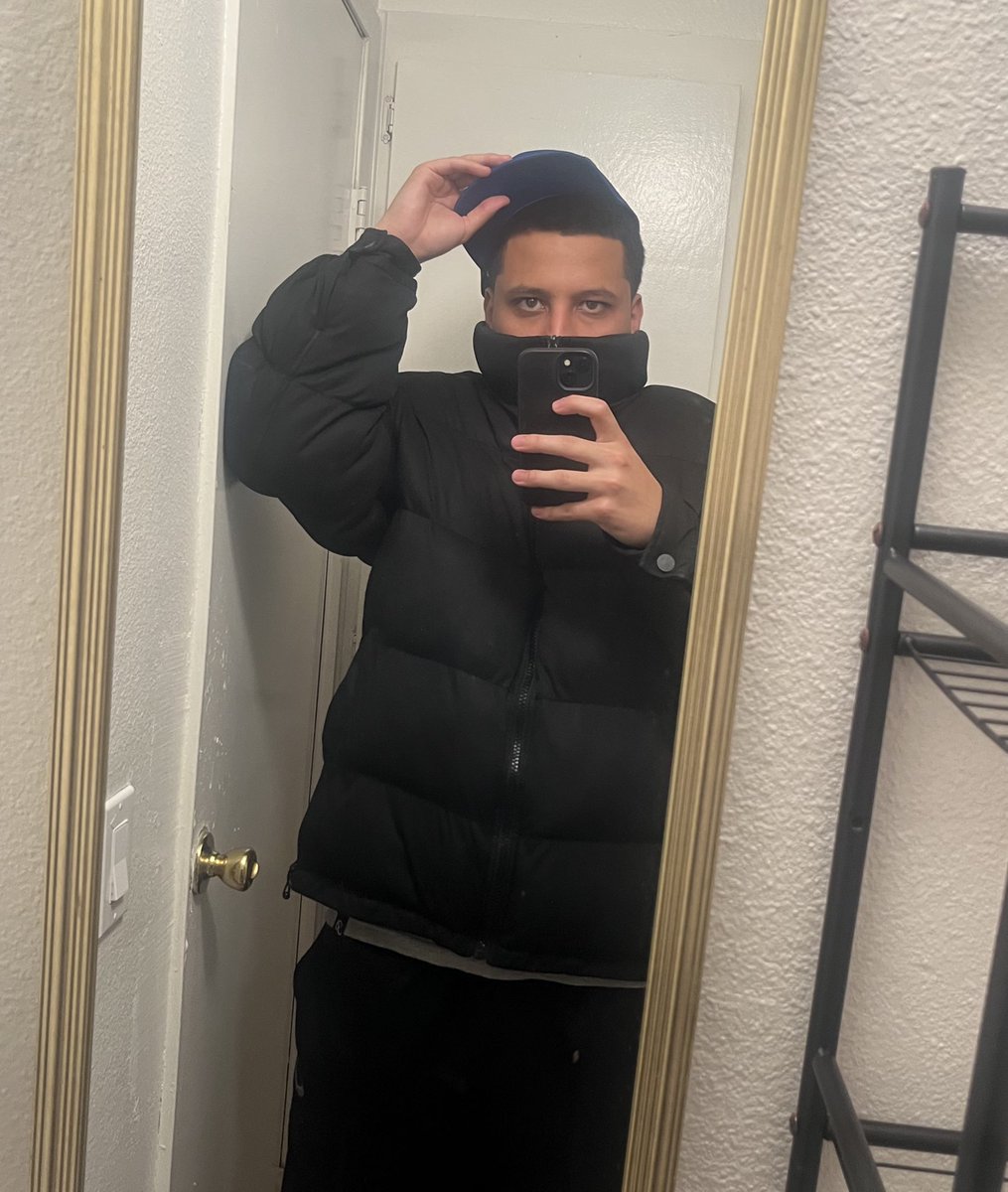 AwsumGabe's tweet image. Puffer Boy 🐡