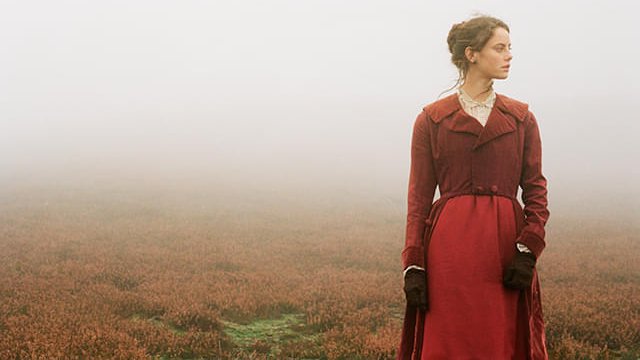 manoyama12's tweet image. アンドレア・アーノルド『ワザリング・ハイツ ~嵐が丘~』嵐が丘の主人に拾われた孤児ヒースクリフと娘キャサリン…風と泥、荒々しい自然の中で培われた愛…人種階級差別、ドロドロの愛憎と復讐…台詞を削ぎ、揺れるカメラは黒人ヒースクリフ視点の生々しい感情を表出…暗く絶望的雰囲気、復讐劇の秀作