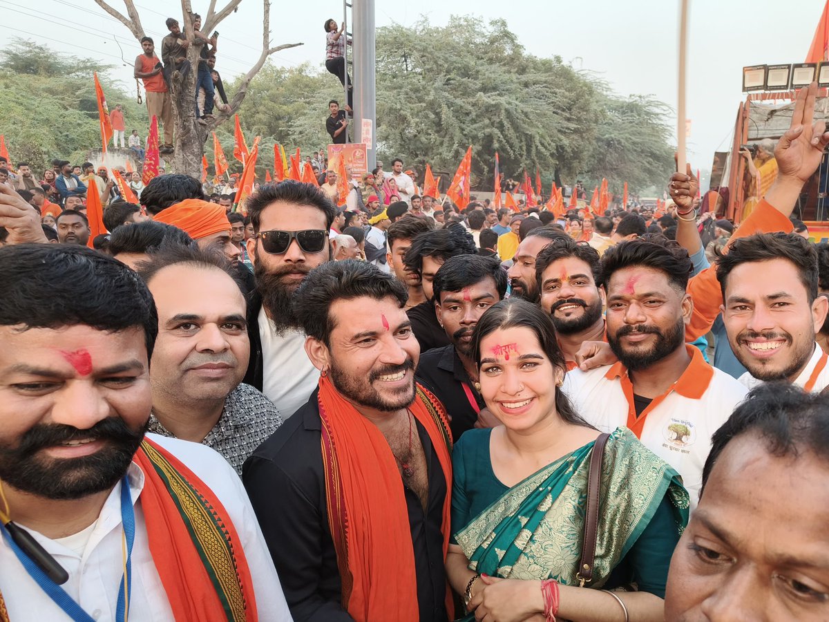 Ridhu417Sharma's tweet image. सभी का बहुत बहुत धन्यवाद।🚩🙏🏻🥹