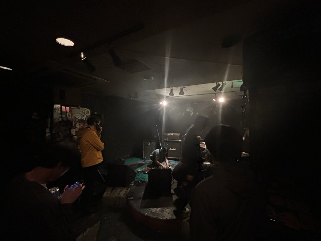 ライブハウス文化は残さないとなあ
昔のように行くようにしよう
大人だからお目当て無くても楽しめる
余裕があり笑、発見がある