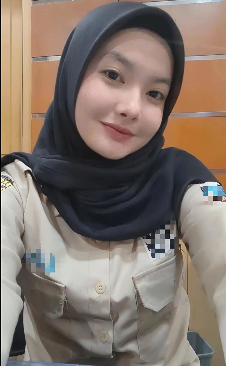 wdyasp201's tweet photo. pernah ga kalo lagi ngelamun mikir gini " gimana ya rasany kalo di perkosa, masuk dimulut masuk di mmew masuk di pantat " https://t.co/dE26MeDgca