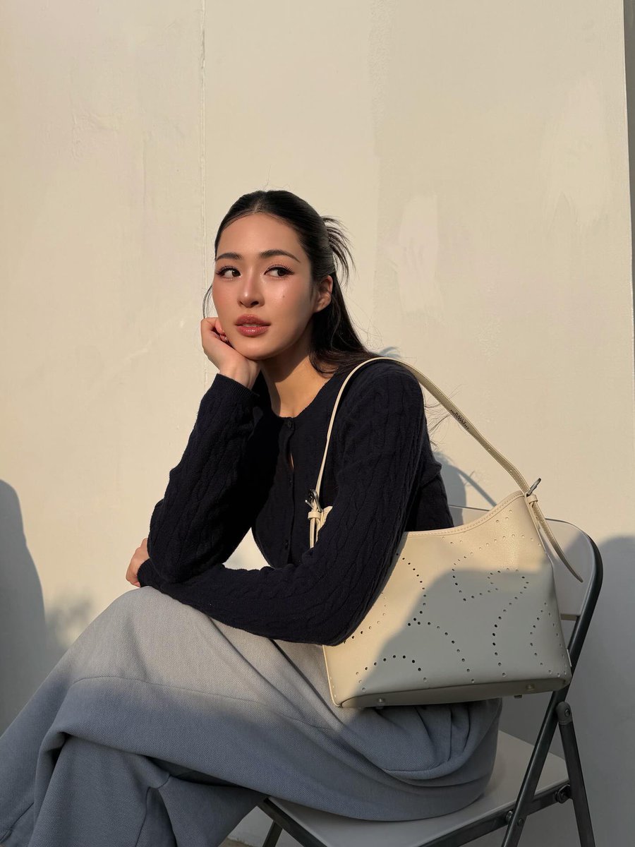 LingOrm_BH's tweet image. พี่หลิงโพสต์ไอจี [29.11.2025]

🤍

#หลิงออม 
#LingOrm
#หลิงหลิงคอง
#Linglingkwong
#RallyLoopBag