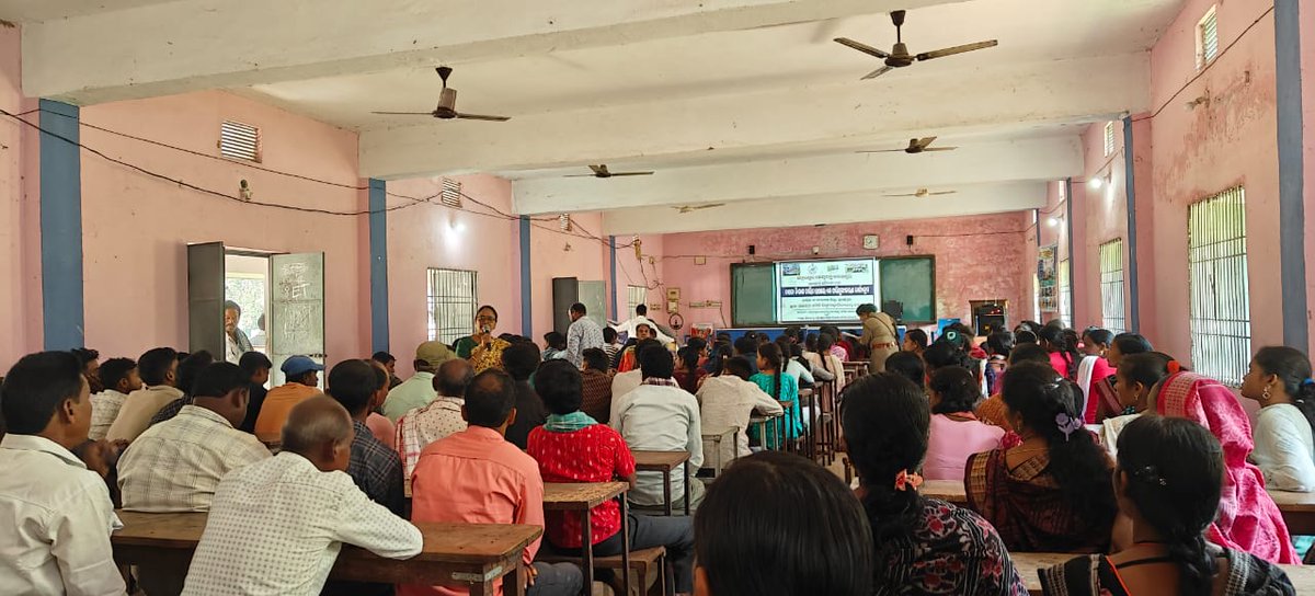 kenduleafodisha's tweet image. 42 beneficiaries from #Rairakhol_Division participated in the #Skill_Development orientation programme organised at Ulanda, Sonepur.
#Skilldevelopment #SkilledinOdisha #PCCFKenduleaf #Greengold #Kenduleaf
