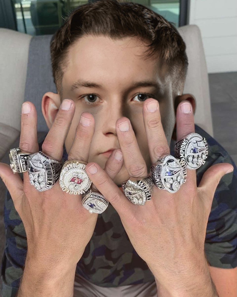 GGBreakingPoint's tweet image. Simp, Dashy, Merc and 04 are your OpTic FVC $25K Tourney Champs!

Merc has won EVERY BO7 event so far 🐐