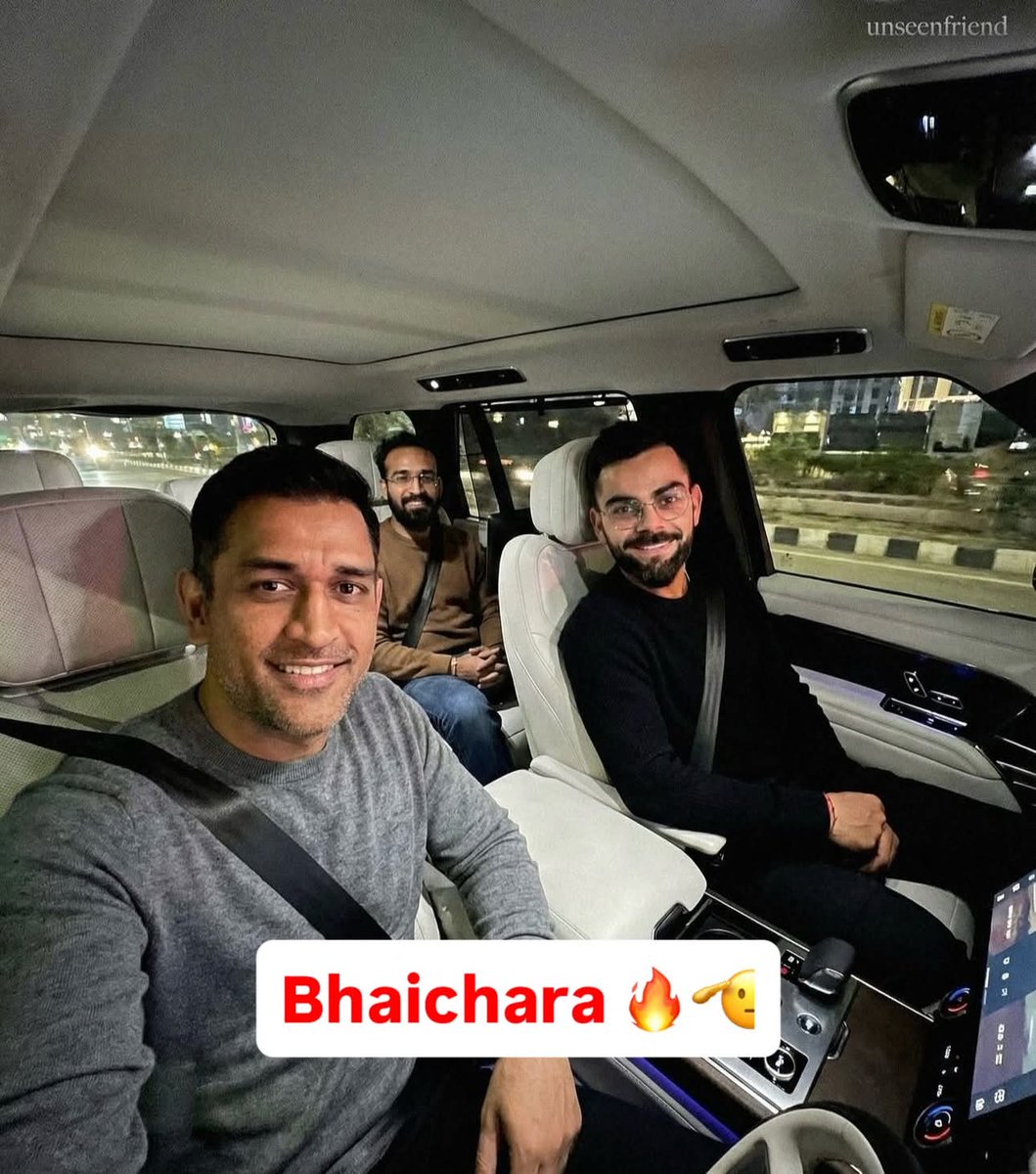 DhirajKumar___'s tweet image. King Kohli with Thala 😍

@ChennaiIPL @imVkohli #Thala