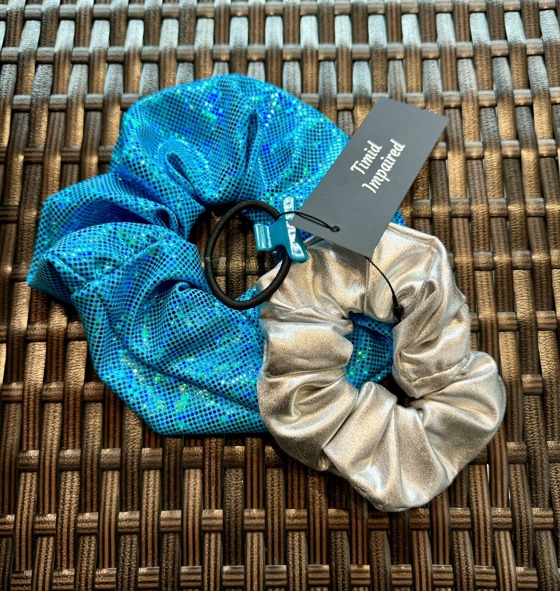 TimidImpaired's tweet photo. Scrunchies anyone? https://t.co/40zCD0ajC5