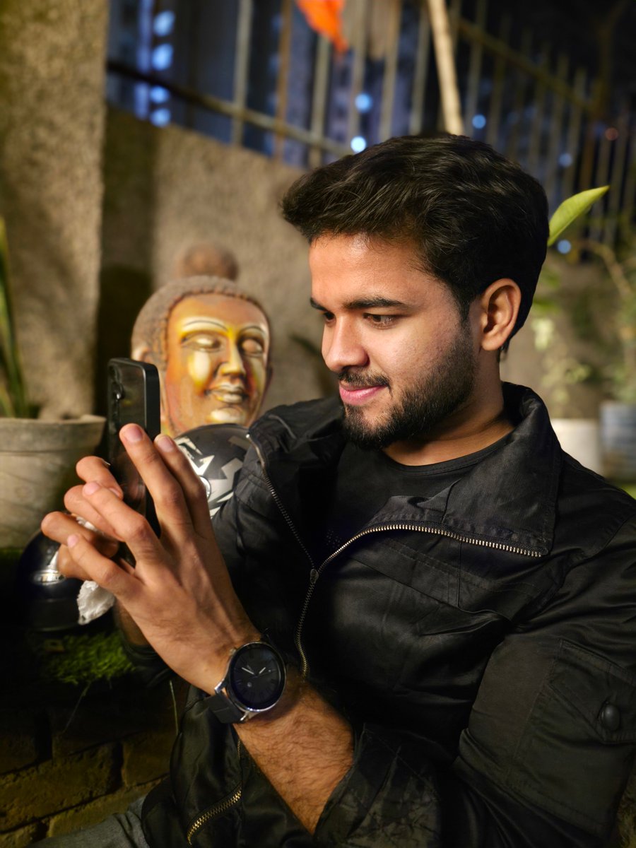 Wvisioncreation's tweet image. S25 Ultra | 1x f/3.5 Night Portrait 🌙
Original 🤝 Edit 

Virtual Aperture nails the natural bokeh, but honestly? f/4.5 would’ve made the edge handling cleaner.

And having both JPEG + RAW in Portrait, that’s real editing freedom.

Now let’s hope the S26 Ultra brings this to all…