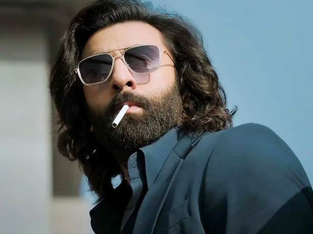 KshitizCritic's tweet image. Manifesting #RanbirKapoor and #KritiSanon in #Dhoom4 🔥🔥