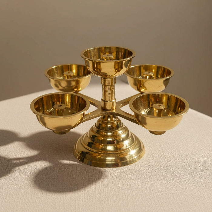 Buy Traditional 5-Wick Brass Oil Lamp for Auspicious Rituals @ just Rs. 1,937/-
.
Order here: artycraftz.com/products/brass…
.
.
.
.
.
.
#artycraftz #art #craft #brass #oillamp #lights #lit #lamp #shopping #metalart #offers #discounts