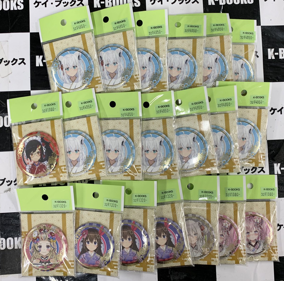 入荷情報】 ホロライブ 東京キャラクターストリート ランダム箔押し缶