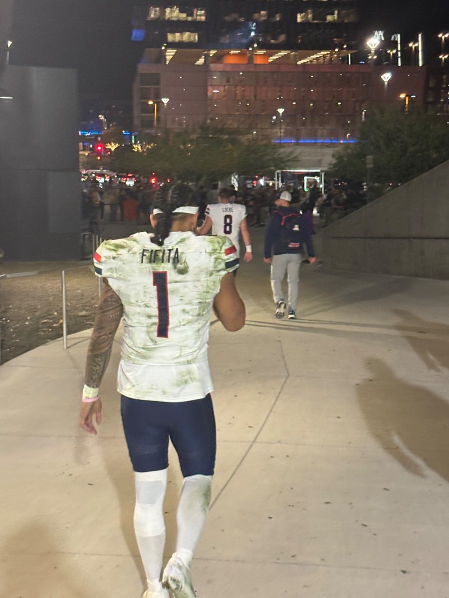 AZDesertSwarm's tweet image. No. 1