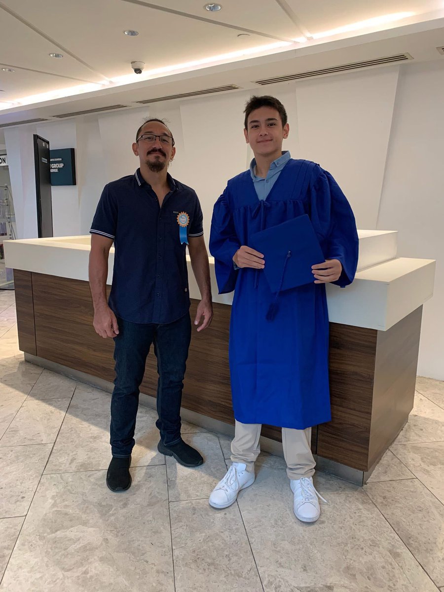 TeamHeathOfc's tweet image. Ilang beses binanggit ni Heath how badly he wanted to help his family. 

Katulad ni Heath, ganun din tayo sa pamilya natin. 

He represents us all,

A caring son to his parents
A protector to his siblings 
A  loving grandson to his lali.

Isang anak na gagawin ang lahat para sa…