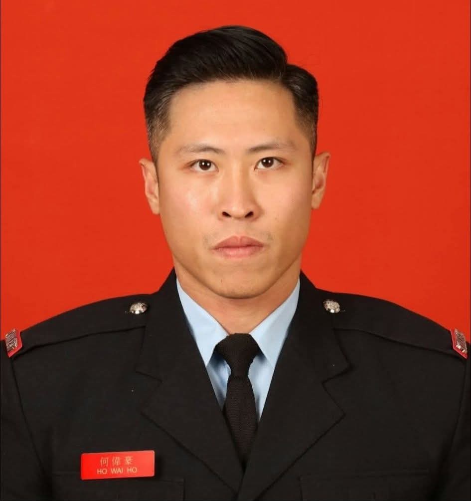 香港大埔火灾中，英勇牺牲的消防员何伟豪。致敬英雄🫡🫡🫡