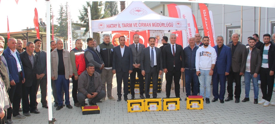 Bir yerde üretim varsa yaşam vardır <a href="/Abdurra33831811/">Abdurrahman TÜRKMEN</a>  <a href="/tahirbilimm/">Tahir BİLİM</a> 
hataygazetesi.com/ekonomi/bir-ye…