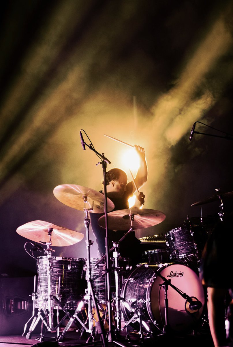 Sharon Van Etten tweet media