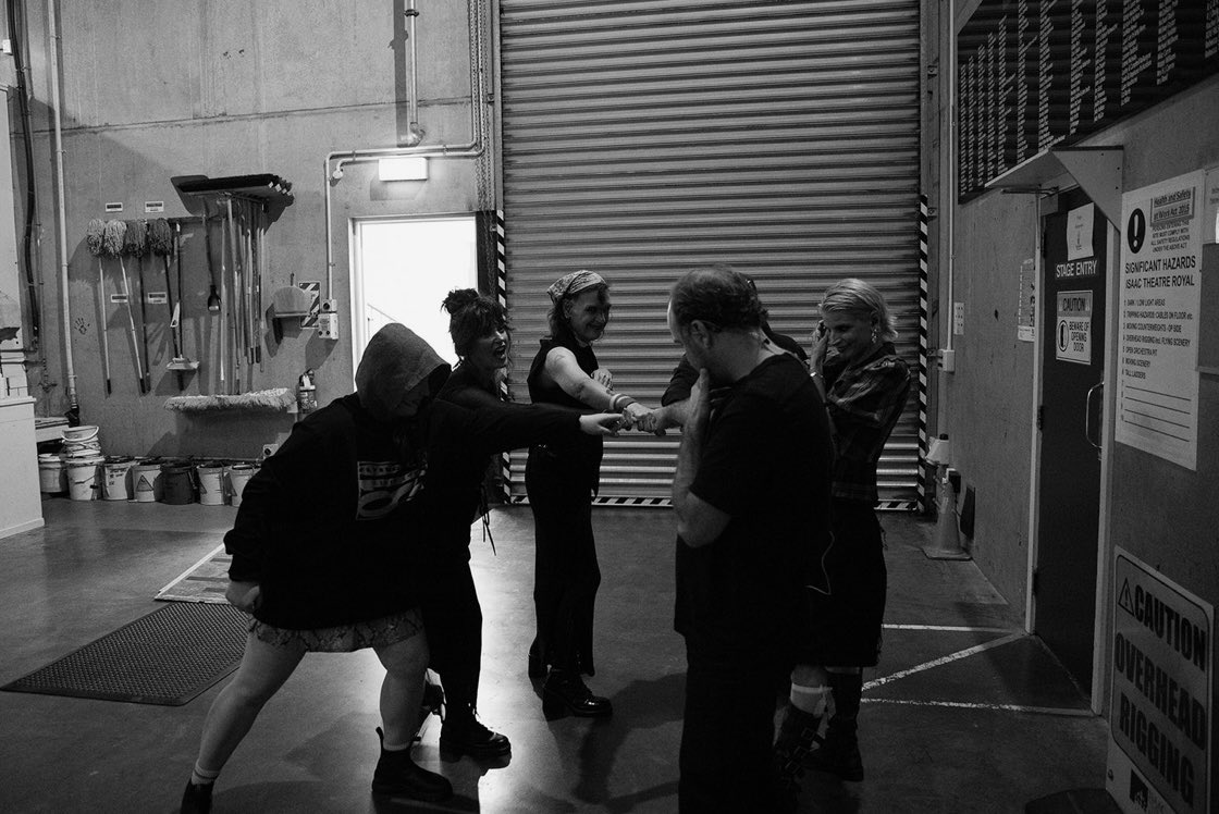 Sharon Van Etten tweet media