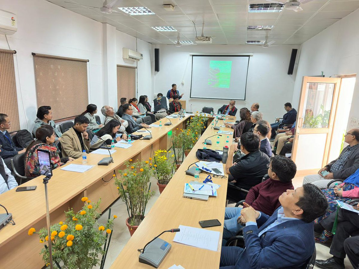 CNESLive's tweet photo. Sanjoy Hazarika, C-NES Managing Trustee, returned to the North East Centre at Jamia Millia Islamia, New Delhi, which he founded in 2009 to deliver a keynote address to a packed hall on Cinema and Marginalities in the NE. https://t.co/MZ6pz7ydIx