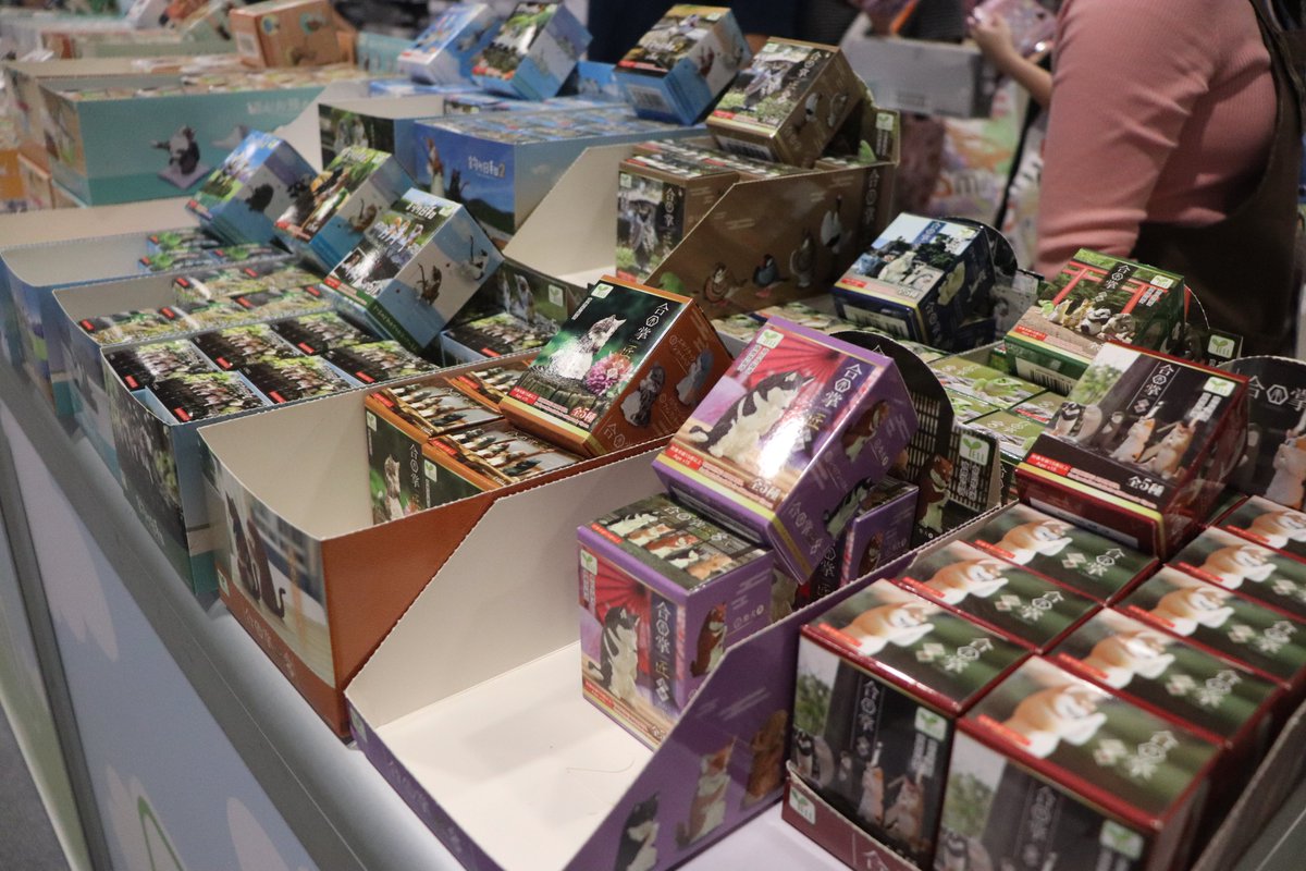 WOC Distribution tweet media