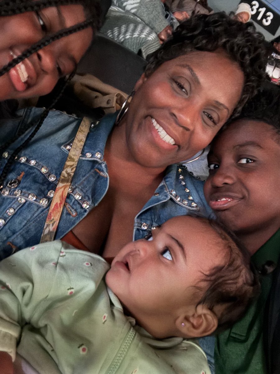 Making memories with the one who call me Mimi. 🤎